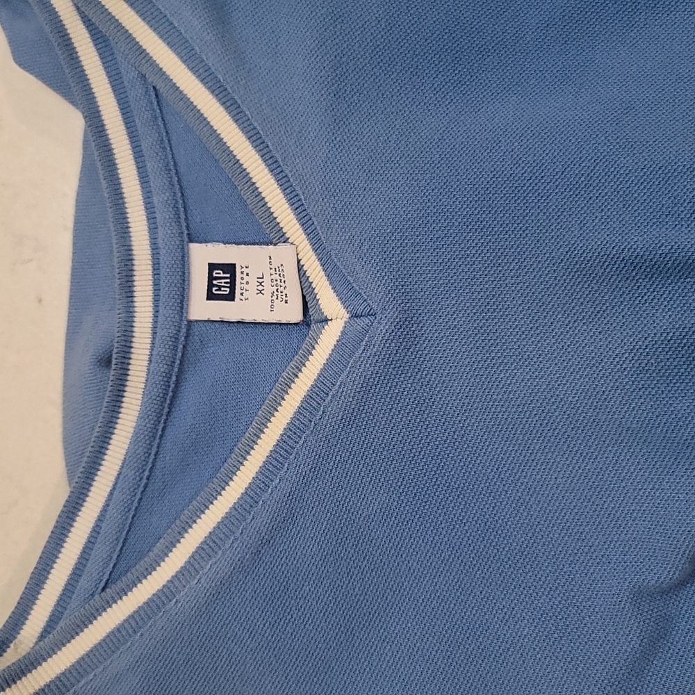 Gap Factory store blue V-neck shirt